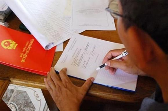 Lệ phí làm sổ đỏ, luật đất đai
