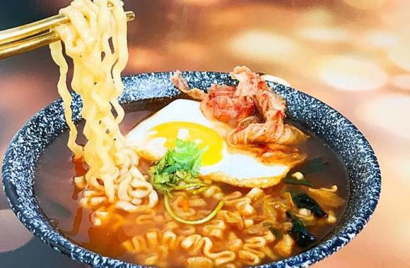 gói gia vị mì ăn liền, cách ăn mì ăn liền an toàn