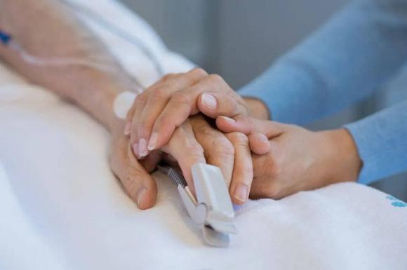 cái chết, nhân viên y tế, con người muốn nói gì khi cận kề cái chết, kiến thức