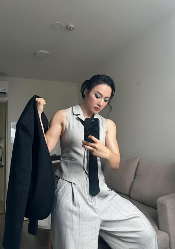 diễn viên Angela Phương Trinh, sao Việt