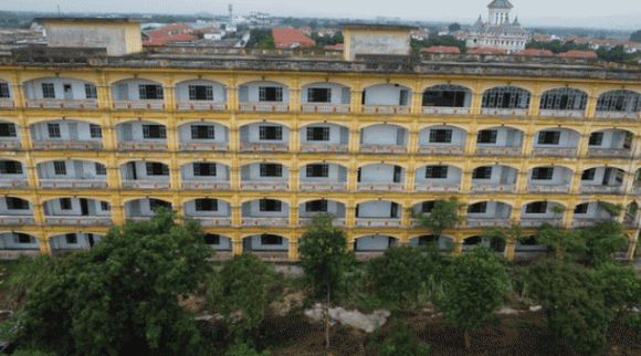 đại học, đại học bị đình chỉ, kiến thức 