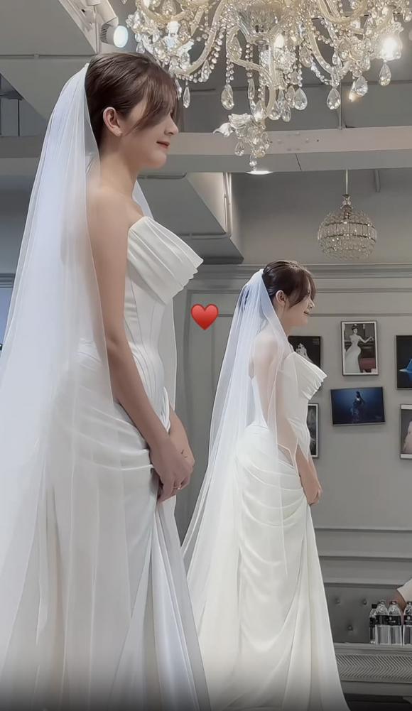 Đình Tú, Ngọc Huyền, sao Việt 