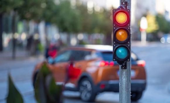đèn vàng, đèn đỏ, trừ điểm GPLX, vi phạm giao thông