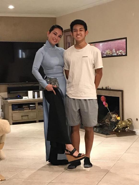 ca sĩ Hương Thủy, sao Việt