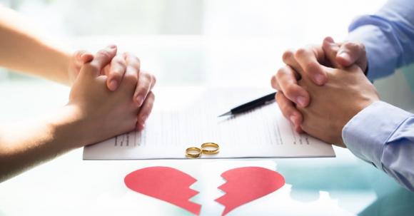 ly hôn, phụ nữ, kiểu phụ nữ dễ ly hôn