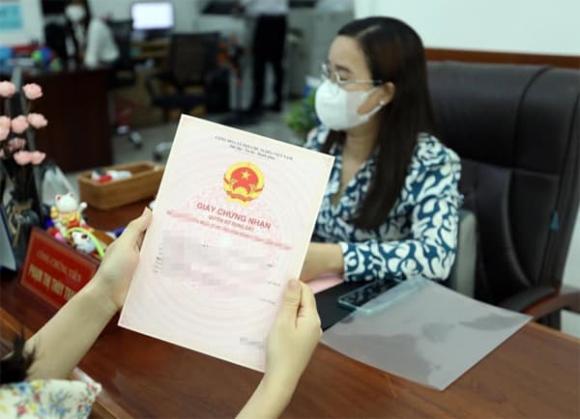 Luật Đất đai 2024, sổ đỏ mẫu mới, quy định đổi sổ đỏ mẫu mới