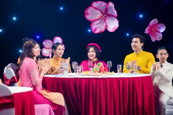 Bùi Thanh Hương, Tết xưa trong Gala, Hương Queen