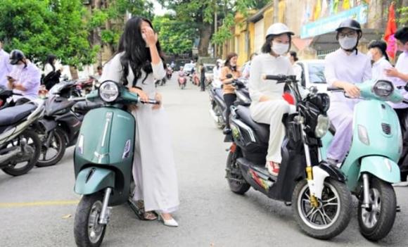 học sinh, lái xe máy dưới 50cc, độ tuổi lái xe máy 50cc