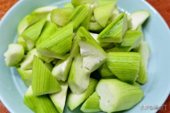mướp xào