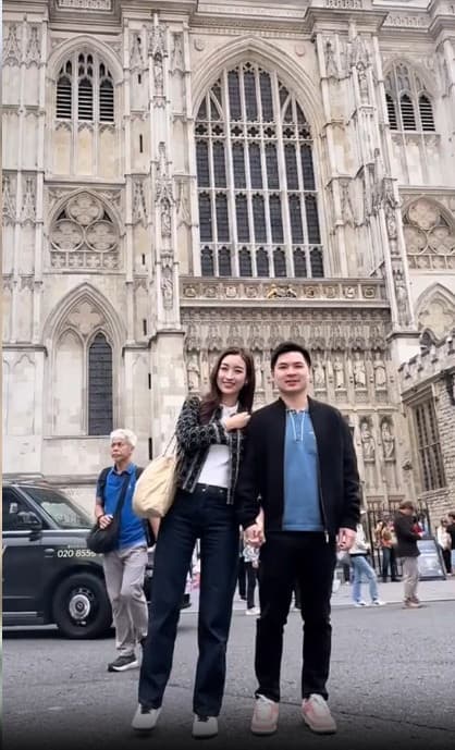 Hoa hậu Đỗ Mỹ Linh, doanh nhân Đỗ Vinh Quang, sao Việt