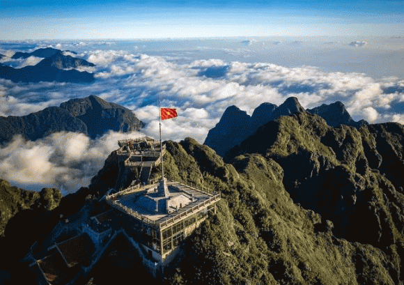 Du lịch việt nam, Đỉnh Fansipan