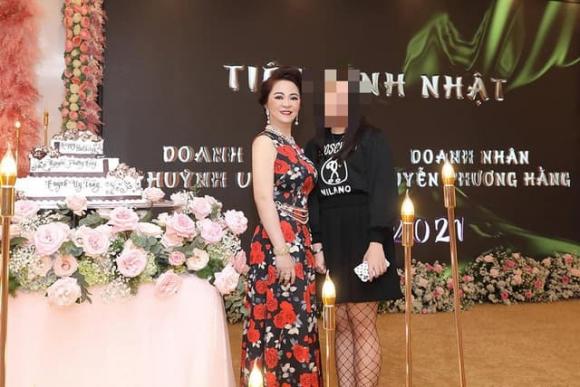 bà Nguyễn Phương Hằng, đại nam, Dũng lò vôi,  biệt thự trăm tỷ dát vàng