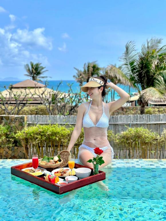 Hoa hậu Jennifer Phạm, sao Việt