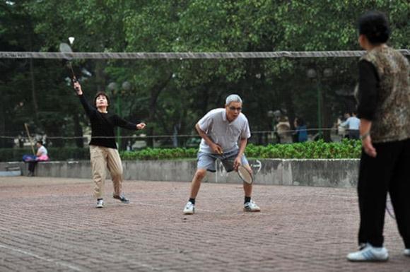 cầu lông, lợi ích của chơi cầu lông, sức khỏe
