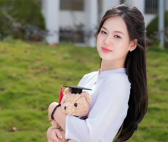 Nguyễn Lê Hiền Mai, Nữ thủ khoa khối A00, Thủ khoa tốt nghiệp THPT 2025