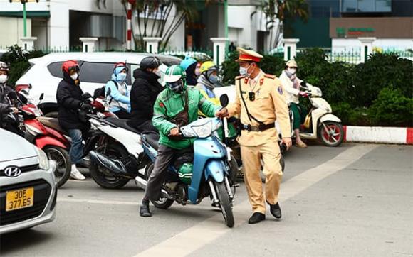dừng đèn đỏ, nghị định 168, vi phạm giao thông