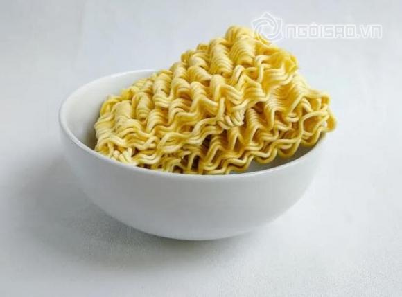 mì ăn liền, mì tôm, mì ăn liền tại sao lại cong