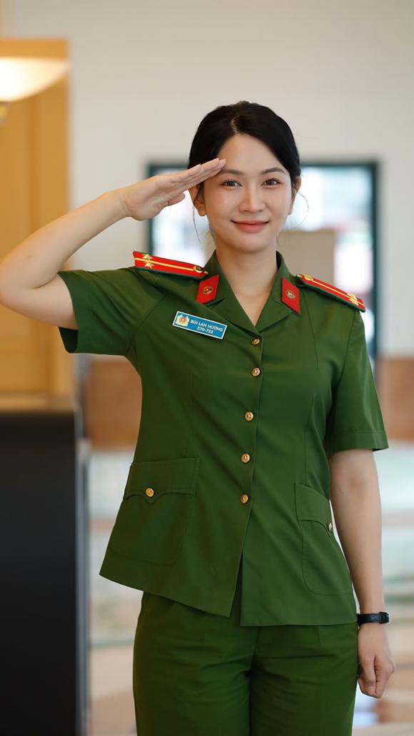 Mc tuấn tú, diễn viên tuấn tú