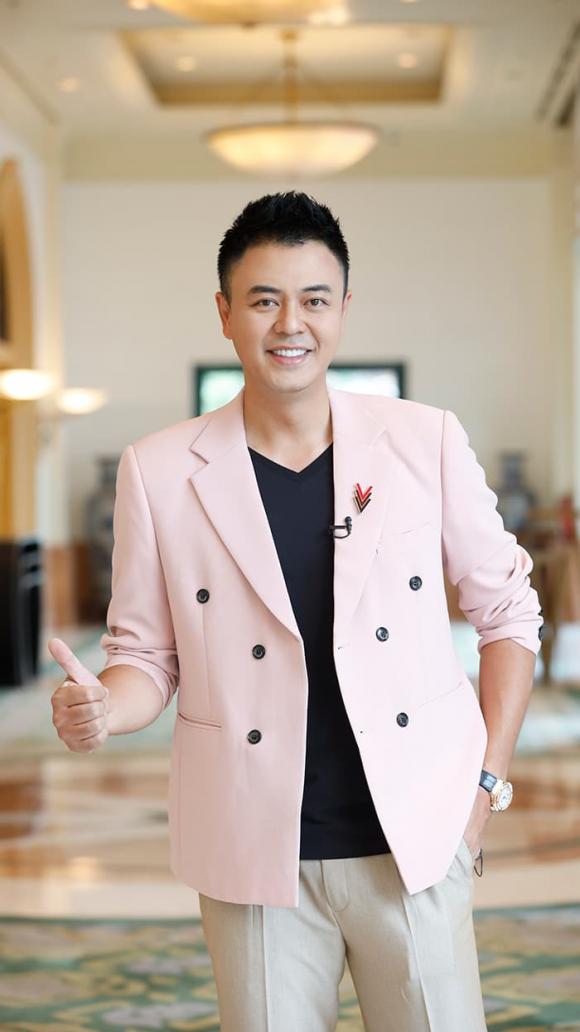 Mc tuấn tú, diễn viên tuấn tú