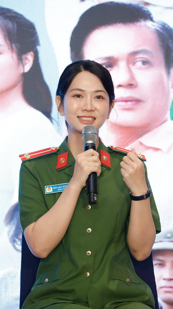 Mc tuấn tú, diễn viên tuấn tú