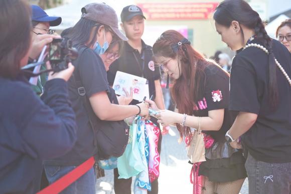 Sao Việt 17/7, tin sao việt mới nhất