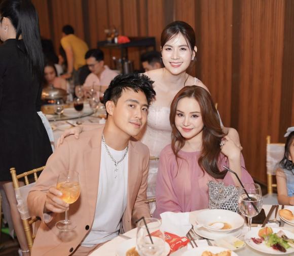 Sao Việt 17/7, tin sao việt mới nhất