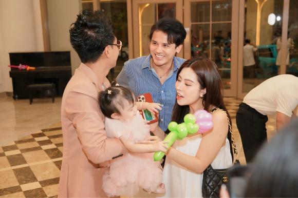 Sao Việt 17/7, tin sao việt mới nhất