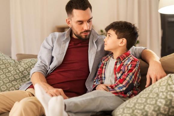 giáo dục con, nuôi con tuổi dậy thì, nuôi dạy trẻ dậy thì, chăm con