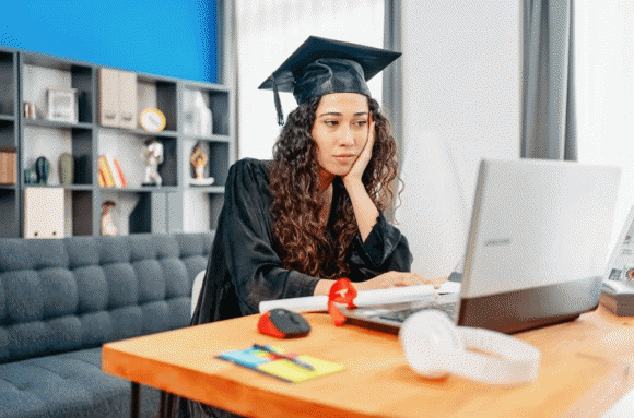 Ngành học có nguy cơ thất nghiệp, ngành học khó xin việc, ngành công nghệ thông tin, máy tính 