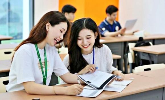 Ngành học, miễn học phí,  phí sinh hoạt toàn khóa học, khối ngành sức khỏe 
