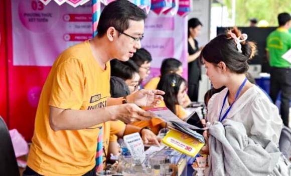 xét tuyển đại học, Kỳ thi tốt nghiệp THPT năm 2025, phổ điểm 