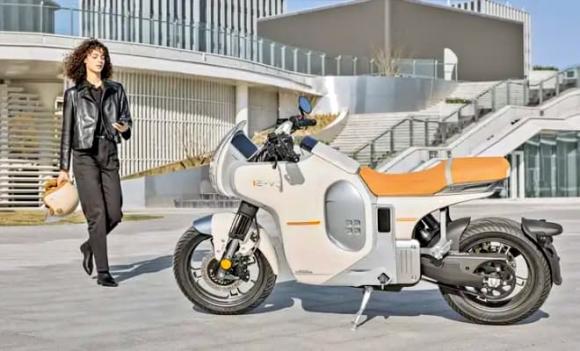 xe máy điện, xe máy điện Honda E-VO, giá xe máy điện Honda E-VO