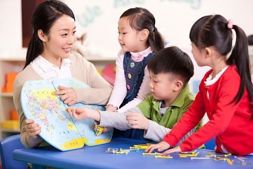 nghỉ hưu sớm, lương hưu, chế độ bhxh, luật nhà giáo