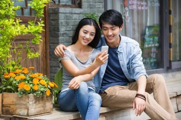 phụ nữ hay ghen, lý do khiến phụ nữ ghen, tâm sự tình yêu