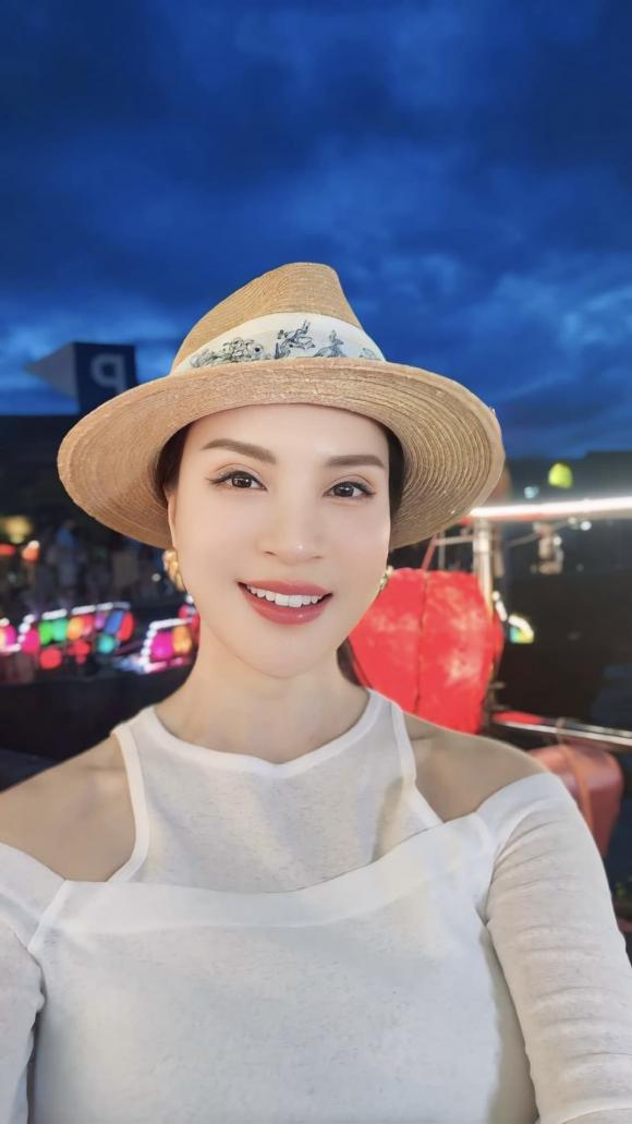 Sao Việt 25/7, tin sao việt mới nhất