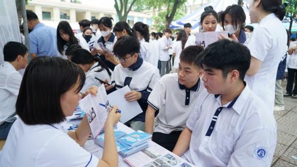 chọn ngành, xét tuyển, 15 điểm nên đăng ký trường nào