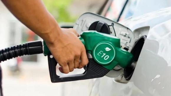dùng loại xăng mới, xăng E10