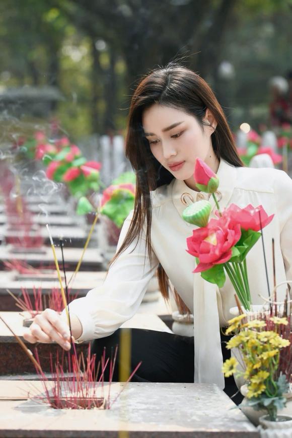 Sao Việt 28/7, tin sao việt mới nhất
