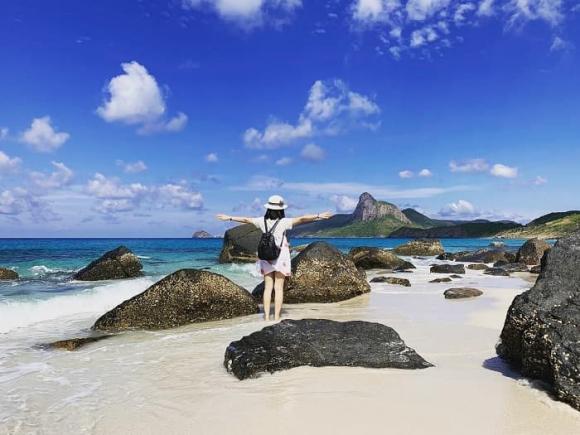 bãi biển đẹp hoang sơ hàng đầu châu Á, bãi biển đẹp ở việt nam, Bãi Nhát
