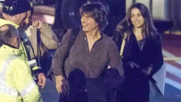 Tom Cruise và Ana de Armas, sao hollywood, sao hẹn hò