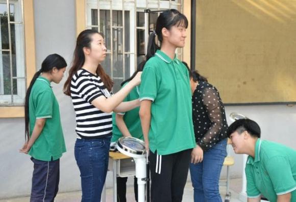 Bé gái có còn cao thêm sau khi dậy thì, cách tăng chiều cao cho con