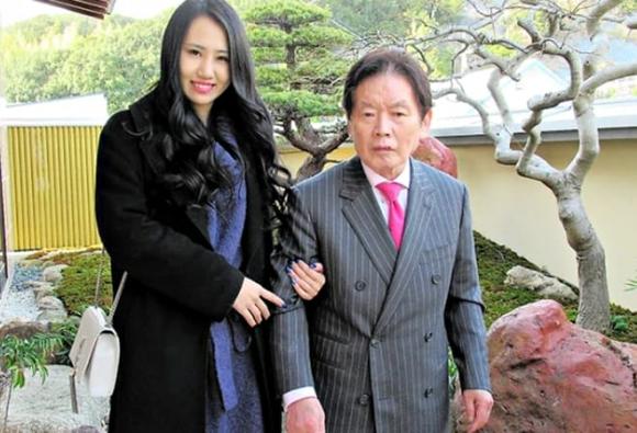 đại gia, Kosuke Nozaki, doanh nhân giàu có khét tiếng Nhật Bản, 