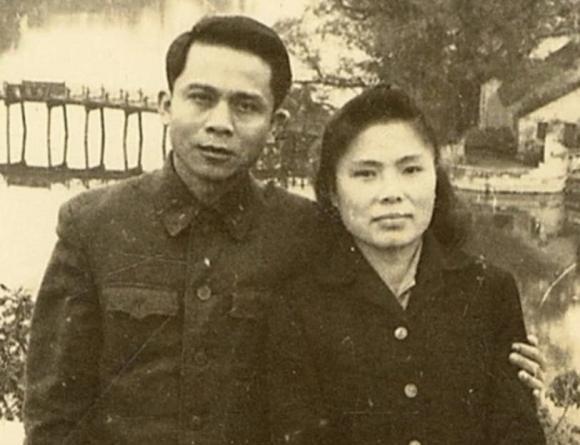 Hoàng Nam Tiến, Hoàng Nam Tiến qua đời, Hoàng Nam Tiến là con ai, Hoàng Nam Tiến là con tướng Hoàng Đan