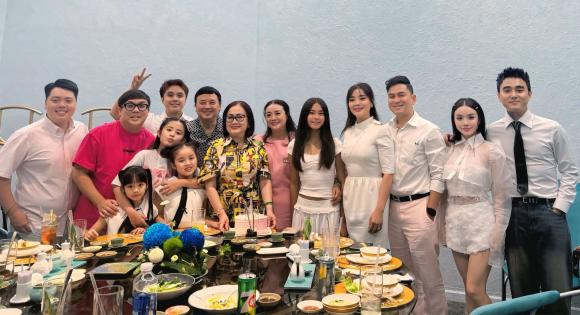 Sao Việt 1/8, tin sao việt mới nhất