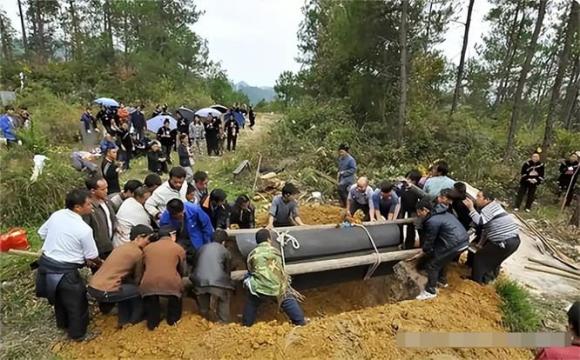 chôn cất, đám tang