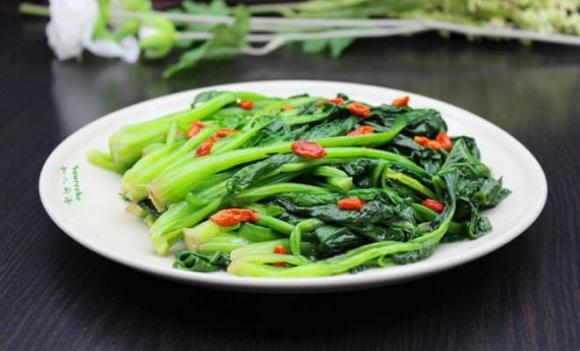 cải bó xôi, Cây giàu vitamin K