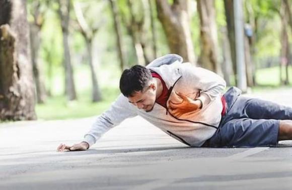 đột quỵ, Bệnh viện Bạch Mai, dấu hiệu đột quỵ