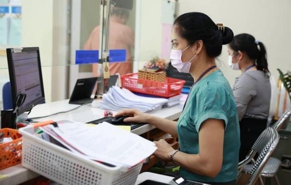 Quy định về tiền lương, phụ cấp trách nhiệm với cán bộ, công chức, viên chức