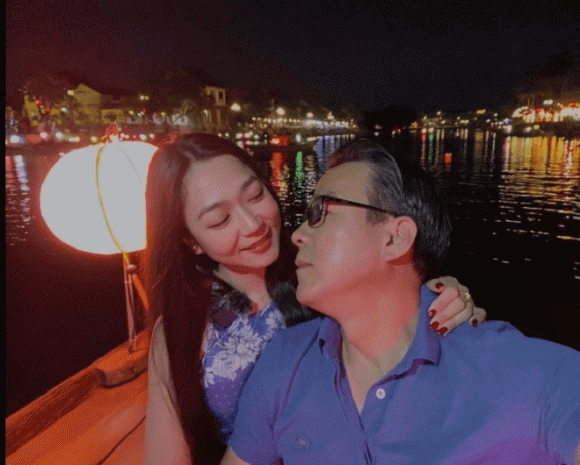 ca sĩ Hà Thanh Xuân, Vua cá Koi, sao Việt
