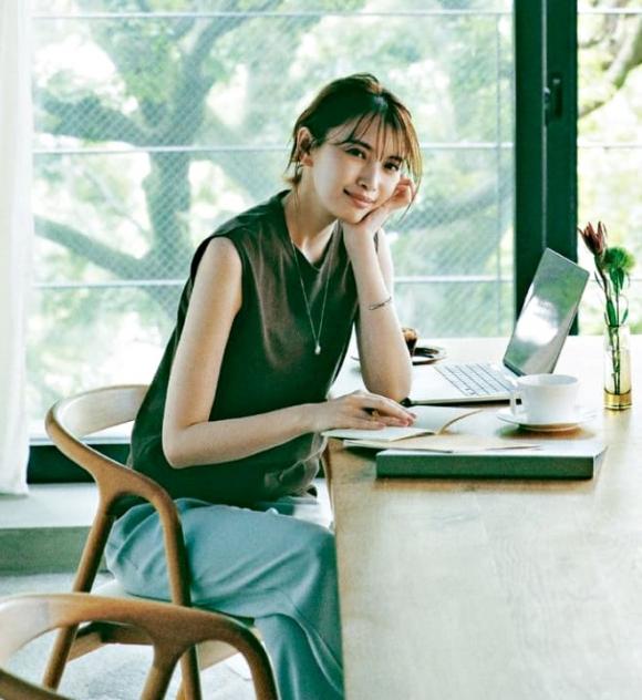 kiếm tiền, chi tiêu, cuộc sống, phụ nữ trung niên